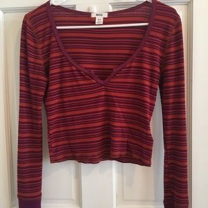 Urban outfitters long sleeve cropped shirt, small